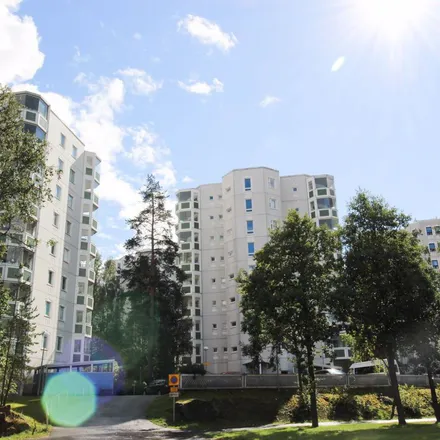 Rent this 3 bed apartment on Teekkarinkatu 3 in 33720 Tampere, Finland