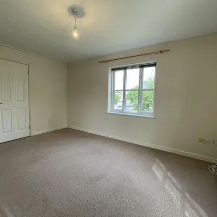 Image 9 - 6 The Beeches, Cambridge, CB4 1FY, United Kingdom - Apartment for rent