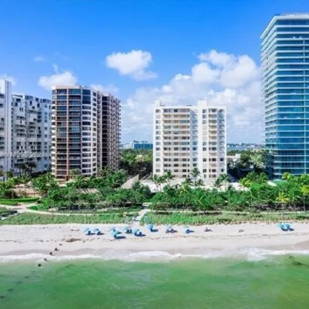 Image 1 - Collins Avenue & Harbour Way, Collins Avenue, Bal Harbour Village, Miami-Dade County, FL 33154, USA - Condo for rent