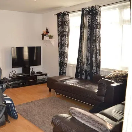 Image 3 - Corbridge House, Throwley Close, London, SE2 9LB, United Kingdom - Townhouse for rent