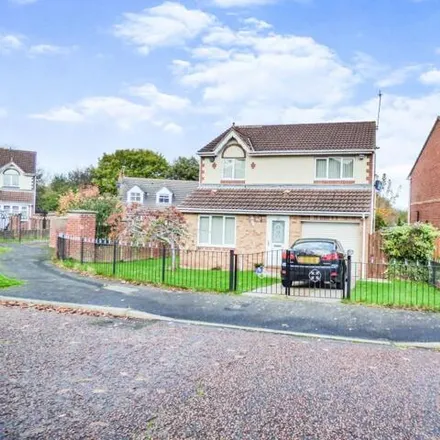 Buy this 3 bed house on Cowell Grove in Rowlands Gill, NE39 2DJ