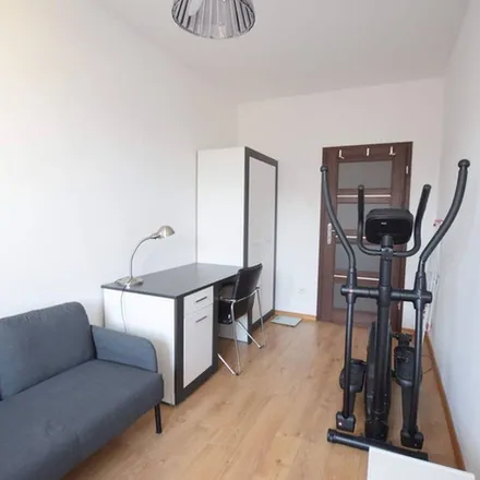 Rent this 3 bed apartment on Lubicz 1 in 31-034 Krakow, Poland