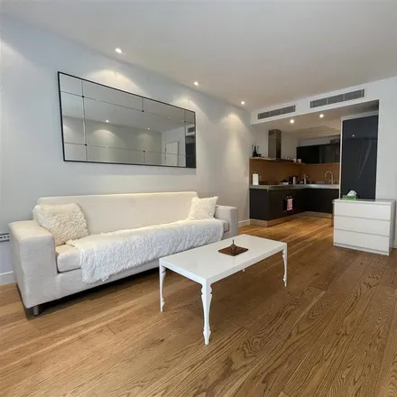 Image 3 - Hirst Court, 20 Gatliff Road, London, SW1W 8BE, United Kingdom - Apartment for rent