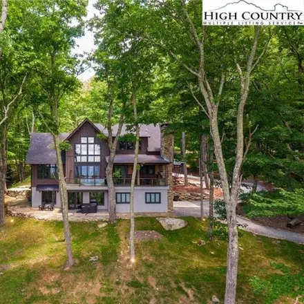 Image 3 - 518 Eagles Nest Trail, Avery County, NC 28604, USA - House for sale