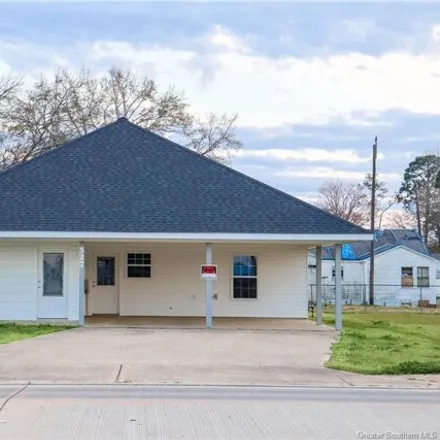 Buy this 3 bed house on 567 Roberts Avenue in Jennings, LA 70546