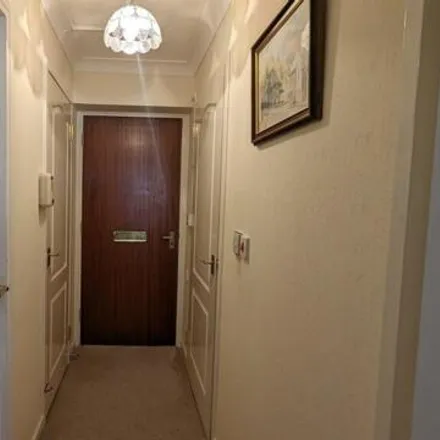 Image 3 - Castle Dyke, Lichfield, WS13 6XD, United Kingdom - Apartment for sale