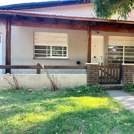 Rent this studio house on Río Neuquén in Partido de Monte Hermoso, 8153 Monte Hermoso
