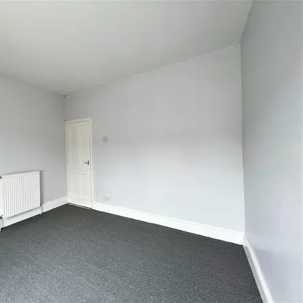 Image 7 - The Dover Sole, Hereford Street, Hull, HU4 6QH, United Kingdom - House for rent