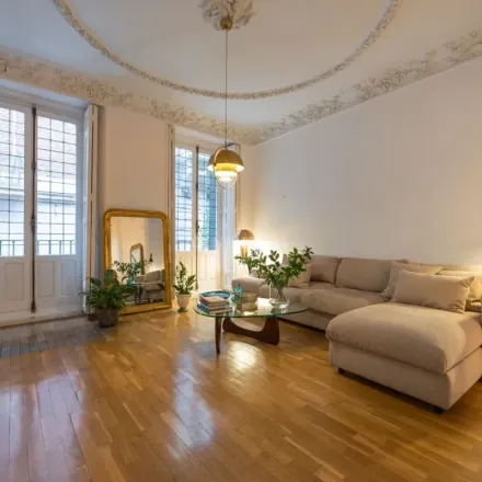 Rent this 2 bed apartment on Calle de la Reina in 7, 28004 Madrid