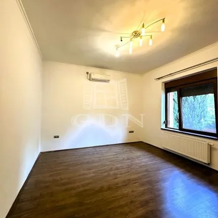 Image 3 - Kaposvár, Kossuth Lajos utca 73, 7400, Hungary - Apartment for rent