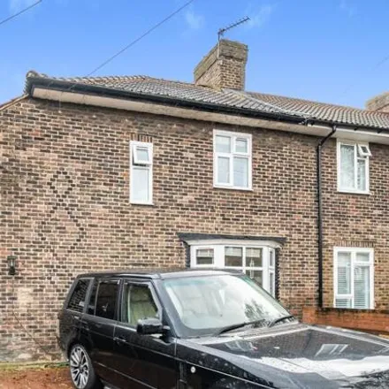 Image 1 - Brookehowse Road, Bellingham, London, SE6 3TR, United Kingdom - House for sale