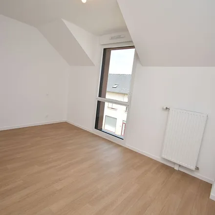 Rent this 4 bed apartment on 2 Rue de Rennes in 35590 L'Hermitage, France