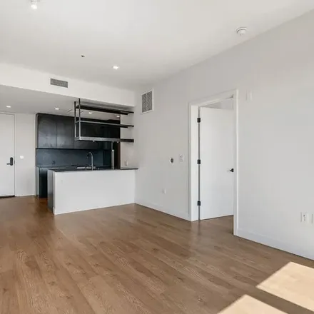 Image 2 - 10700 Tabor Street, Los Angeles, CA 90034, USA - Apartment for rent