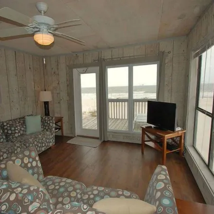 Image 8 - Gulf Shores, AL, 36542 - House for rent