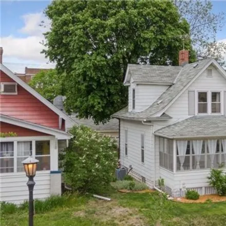 Buy this 2 bed house on 1413 Thomas Avenue in Saint Paul, MN 55104