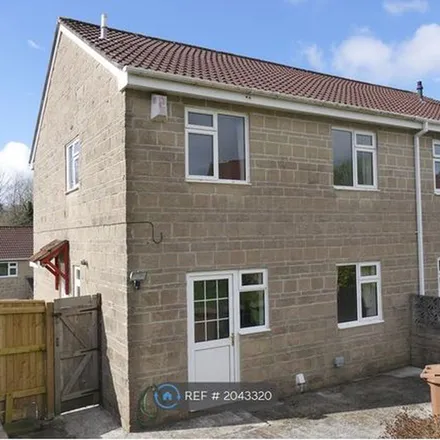 Rent this 4 bed duplex on Abney Crescent in Plymouth, PL6 6LH