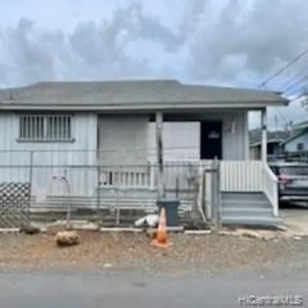 Buy this studio duplex on 1123 Austin Lane in Honolulu, HI 96817