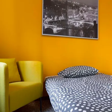 Image 8 - Viale Coni Zugna, 27, 20144 Milan MI, Italy - Room for rent