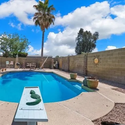 Buy this 3 bed house on 1289 West Linda Lane in Chandler, AZ 85224