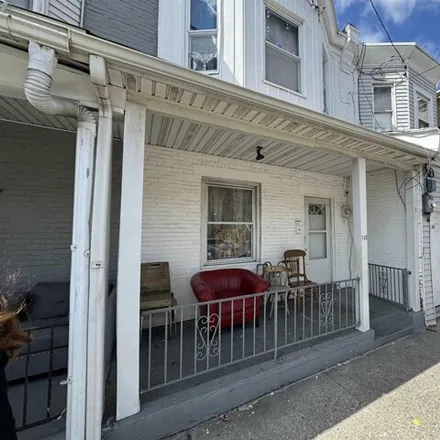 Buy this 3 bed house on 192 Florida Avenue in Atlantic City, NJ 08401