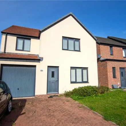 Rent this 4 bed house on unnamed road in Cardiff, CF3 6YG
