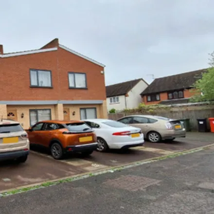 Buy this 2 bed townhouse on Silverhill Court in Britwell, SL1 4WS