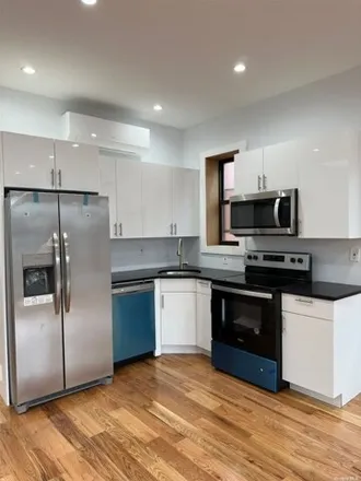 Image 4 - 925 Thomas S. Boyland Street, New York, NY 11212, USA - House for rent