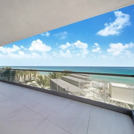 Image 4 - Turnberry Ocean Club Residences, 18501 Collins Avenue, Golden Shores, Sunny Isles Beach, FL 33160, USA - Condo for sale