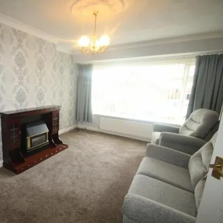 Image 2 - Sycamore Road, Middlesbrough, TS7 9DP, United Kingdom - House for sale