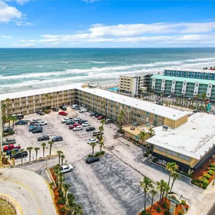 Image 3 - Daytona Inn Beach Resort, South Ocean Avenue, Daytona Beach, FL 32118, USA - Condo for sale