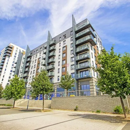 Rent this 1 bed apartment on Pier Approach Road in Gillingham, ME7 1RT
