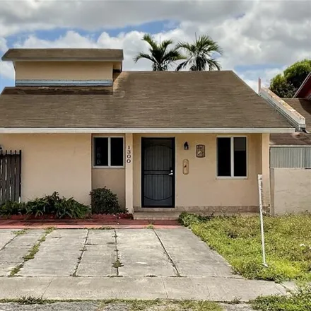 Buy this 3 bed condo on 1325 West 39th Place in Hialeah, FL 33012