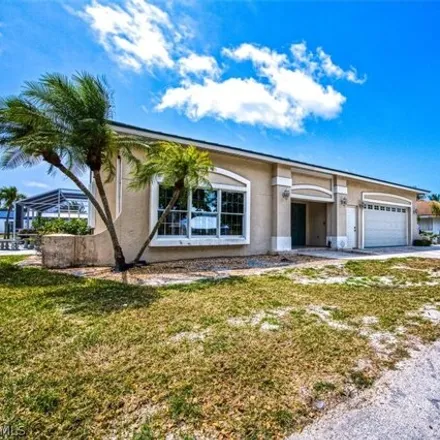 Image 5 - 98 Glenview Manor Drive, Fort Myers Beach, Lee County, FL 33931, USA - House for sale