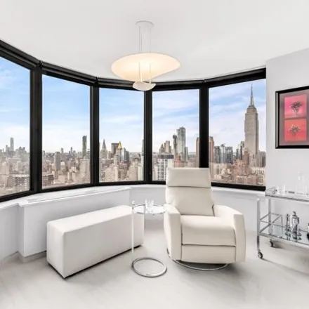 Image 3 - The Corinthian, 330 East 38th Street, New York, NY 10016, USA - Condo for sale