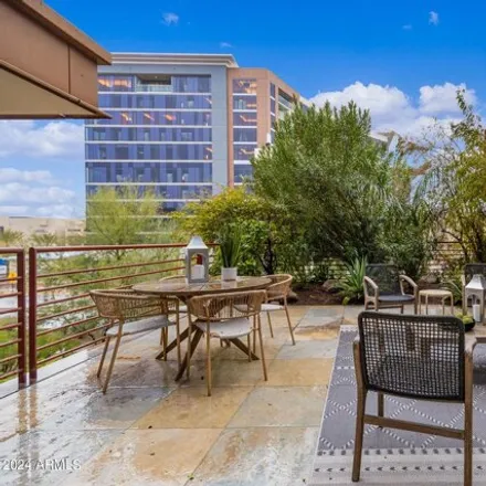 Buy this 3 bed condo on 7102 East Highland Avenue in Scottsdale, AZ 85251