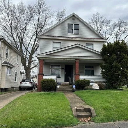 Buy this 3 bed house on 686 Cameron Avenue in Youngstown, OH 44502