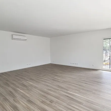 Rent this 3 bed apartment on Farmácia Nobre Guerreiro in Avenida Marcos Portugal 20A, 2845-116 Amora