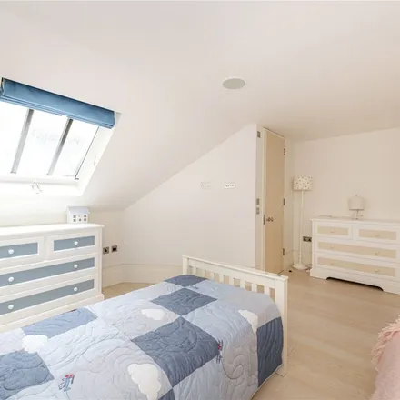 Rent this 5 bed apartment on NCP in Adam's Row, London