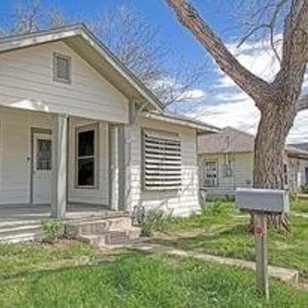 Buy this 3 bed house on 320 North Brazos Avenue in Cleburne, TX 76031