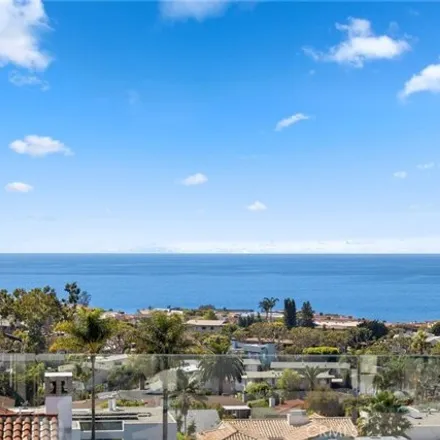 Rent this 4 bed house on 440 Mendoza Terrace in Newport Beach, CA 92625