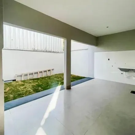 Buy this 3 bed house on Rua Dona Maria Magalhães Pinto in Bairro Ilda, Aparecida de Goiânia - GO