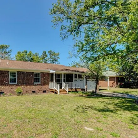 Image 6 - 895 Kings Grant Road, Smith Creek, New Hanover County, NC 28405, USA - House for sale