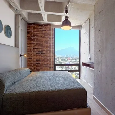 Rent this 2 bed apartment on Monterrey