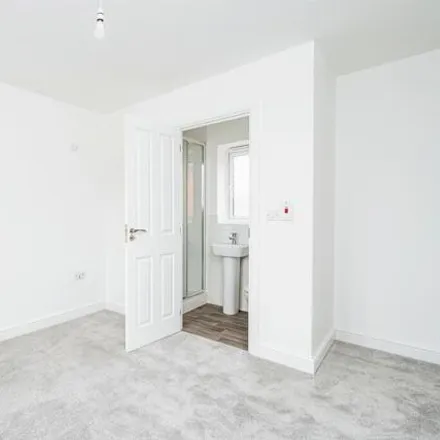Image 6 - New Park Mews, Bromley, DY5 4RS, United Kingdom - House for sale
