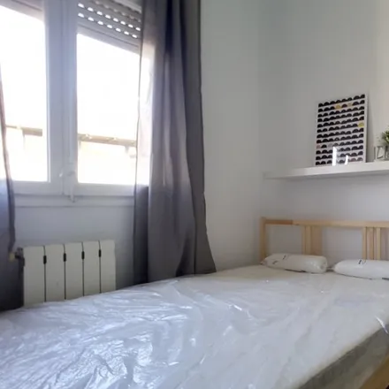 Rent this 5 bed room on Carrer de Josep Anselm Clavé in 29, 08002 Barcelona