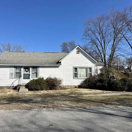Buy this 3 bed house on 378 North Jefferson Street in West Frankfort, Franklin County