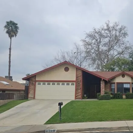 Buy this 3 bed house on 2848 Ravall Street in Bakersfield, CA 93306