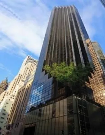 Image 9 - Trump Tower, 721/725 5th Avenue, New York, NY 10022, USA - House for rent