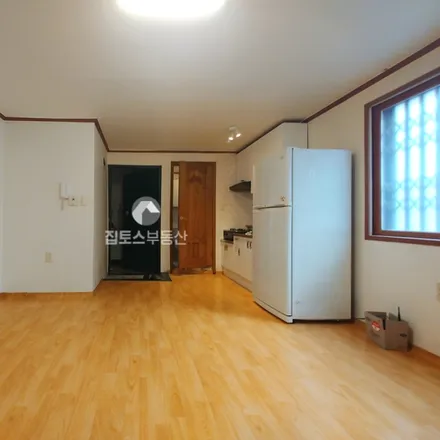 Rent this studio apartment on 서울특별시 관악구 봉천동 972-48
