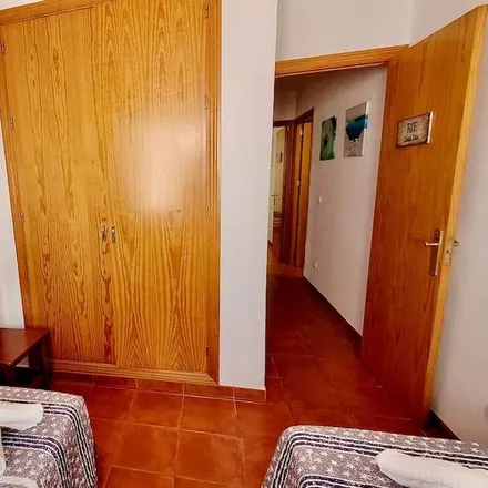 Image 5 - Chiclana de la Frontera, Andalusia, Spain - Apartment for rent